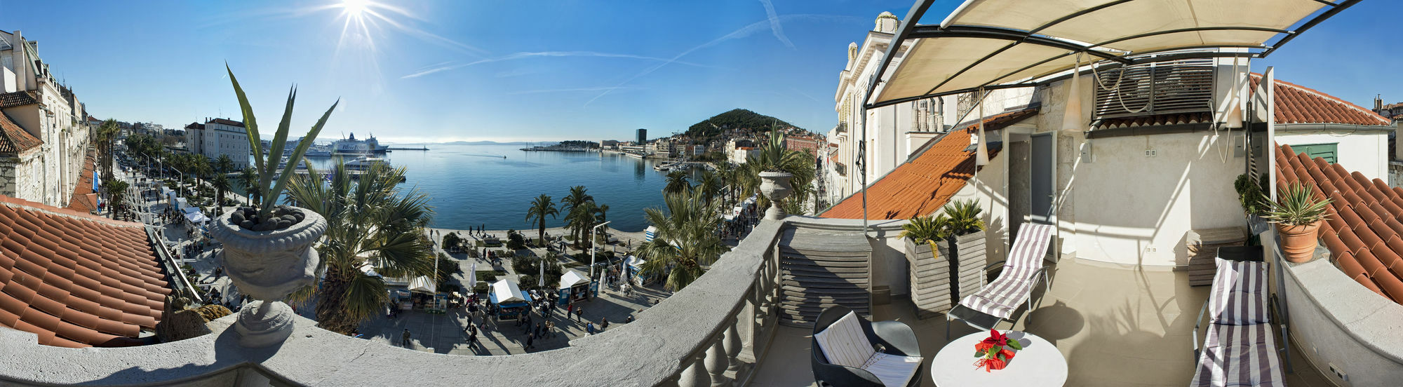Riva Luxury Suites Split Exterior photo